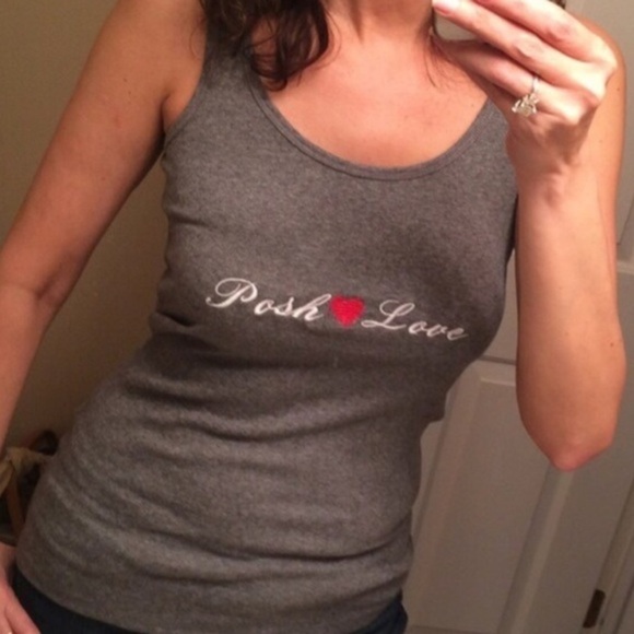 POSH❤️LOVE Embroidered Tank Top. Price firm. - Picture 3 of 4